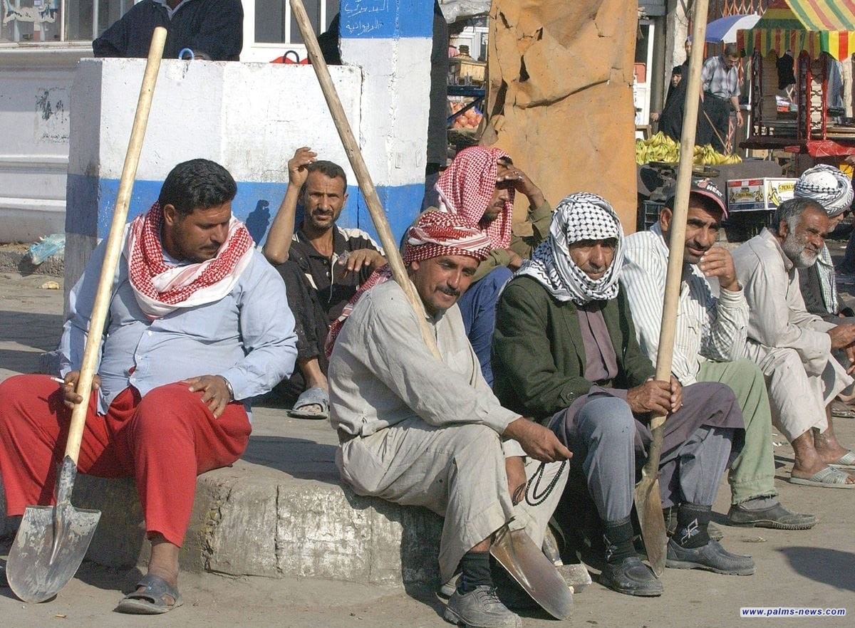 وزارة العمل تعلنُ عن زيادة رواتب العمال المتقاعدين