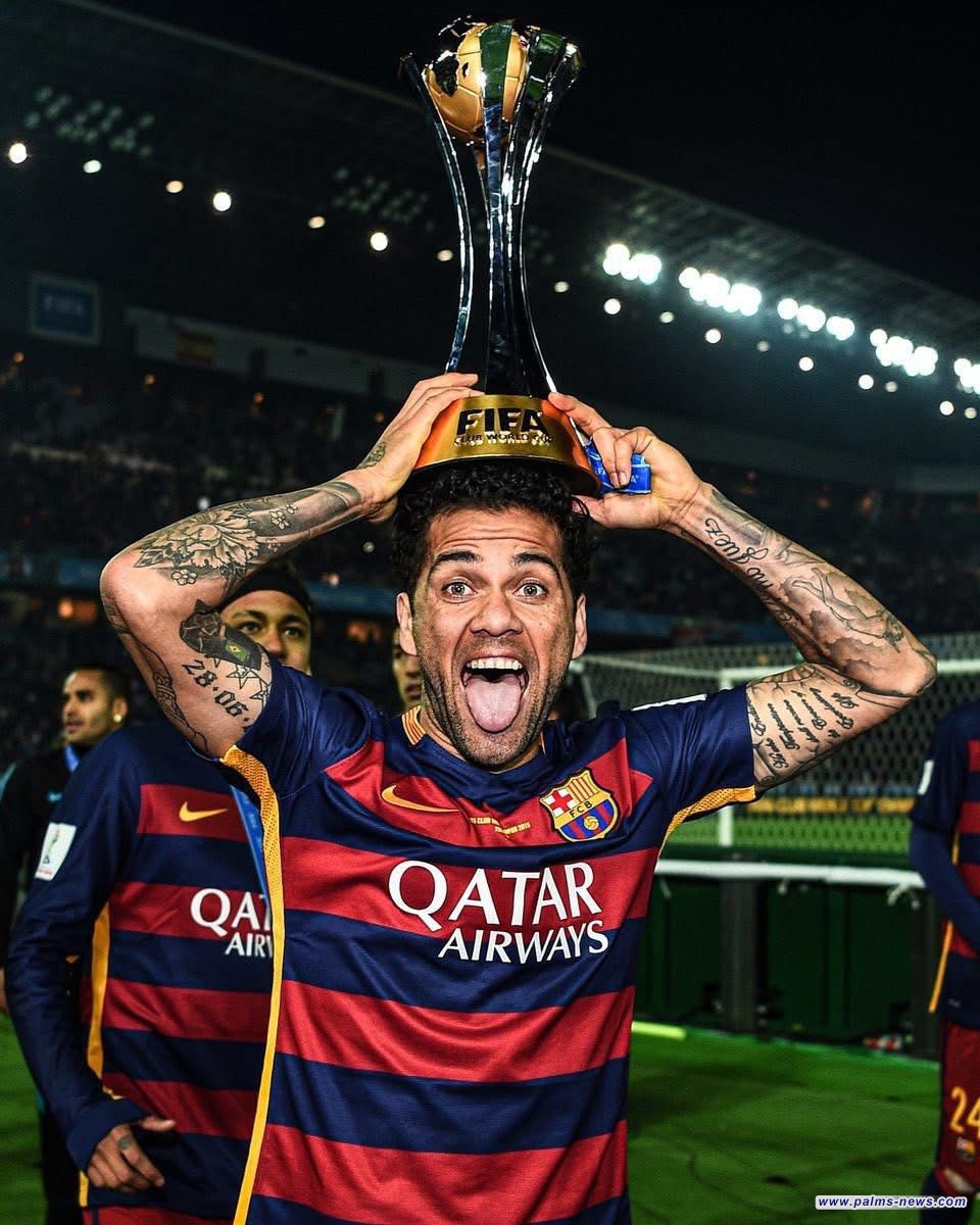 داني ألفيس: أنا أرخص لاعب في تاريخ كرة القدم