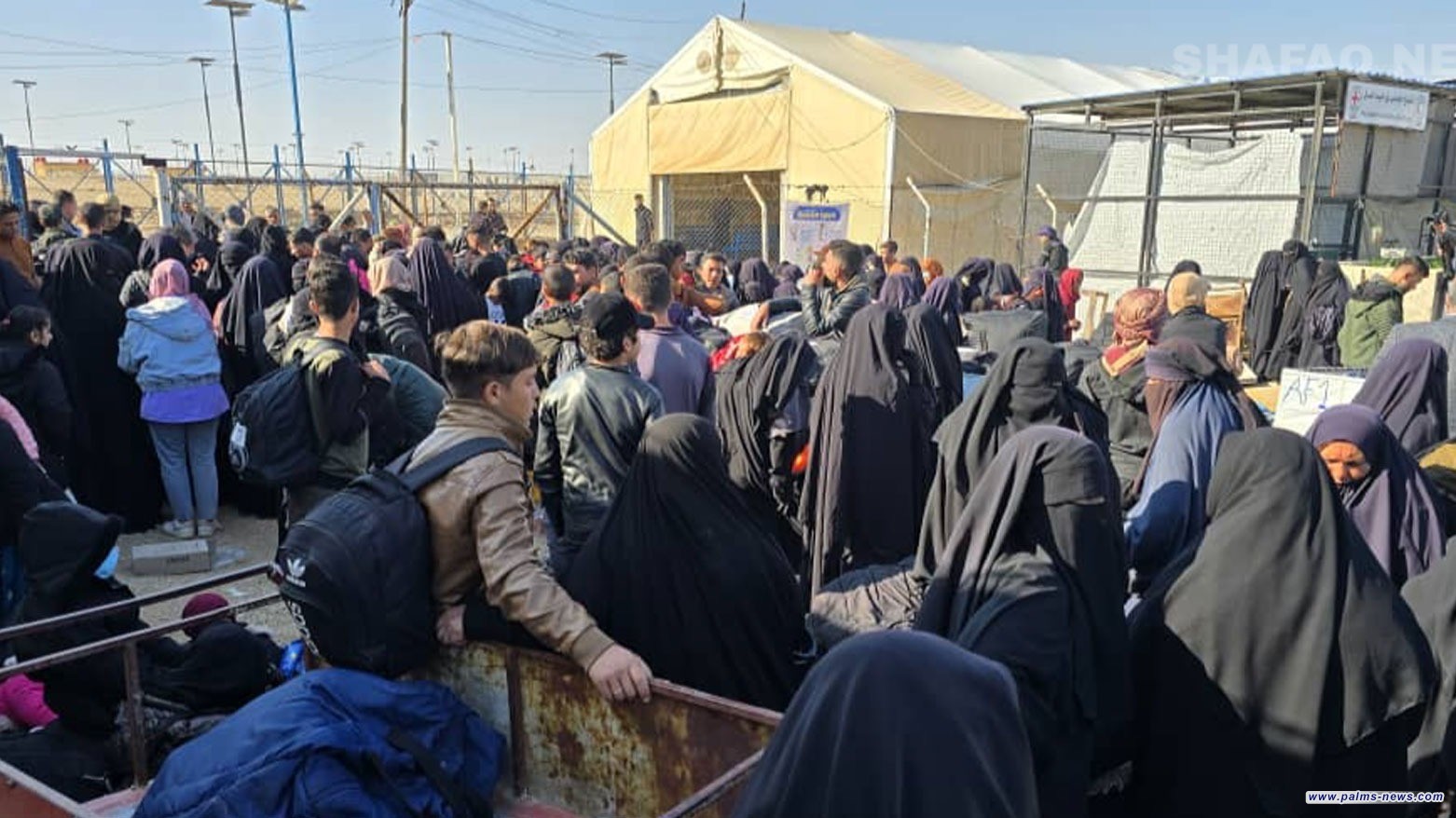 العراق يستعيد 160 عائلة من مخيم الهول