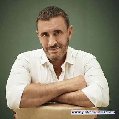 كاظم الساهر يحدث تفاعلاً في ظهور عفوي مع شقيقه