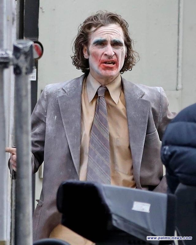 خواكين فينيكس يواصل تصوير فيلم "Joker"