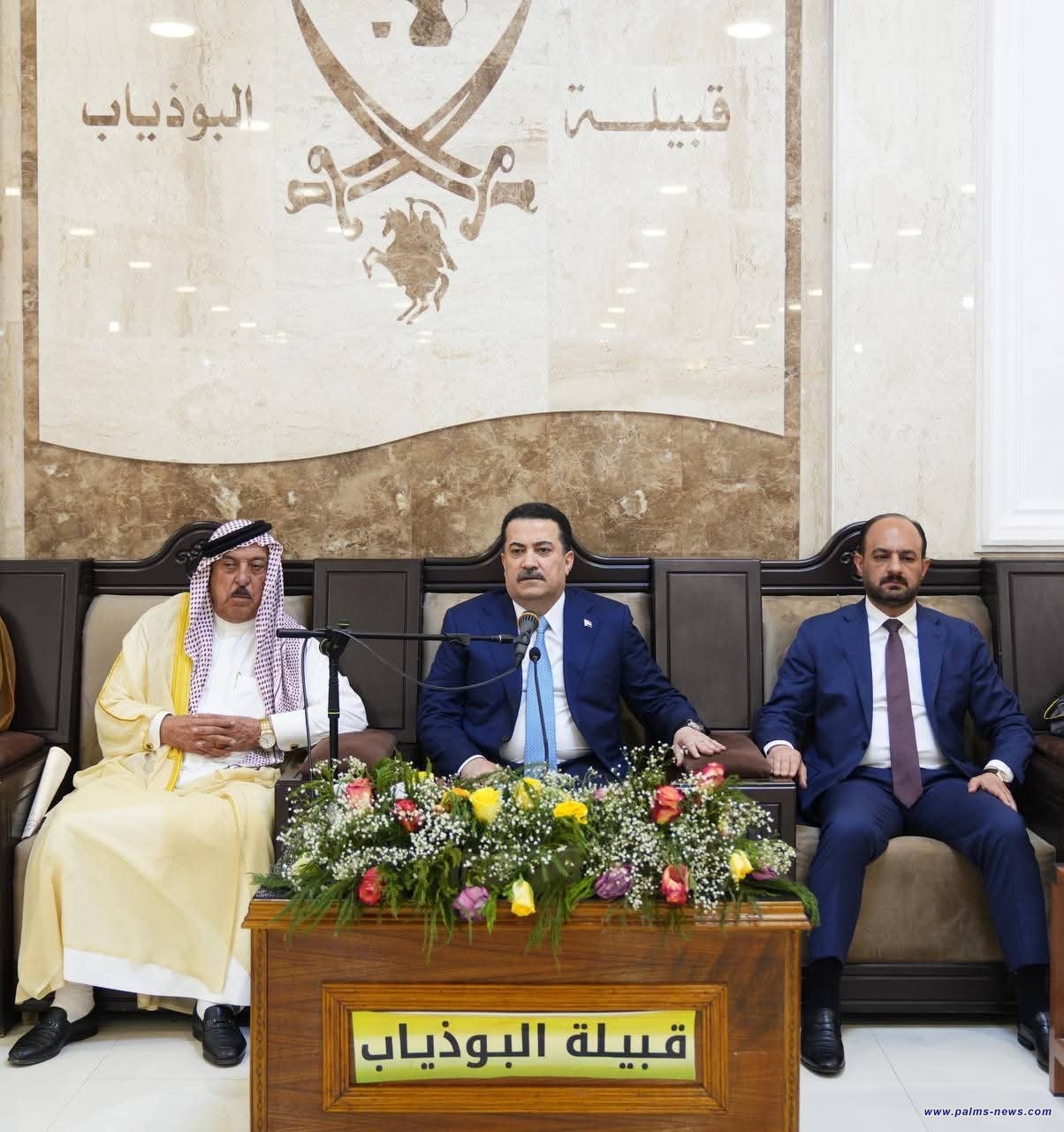 السوداني في مضيف قبيلة البوذياب بمحافظة الأنبار للقاء عدد من شيوخ ووجهاء المحافظة.