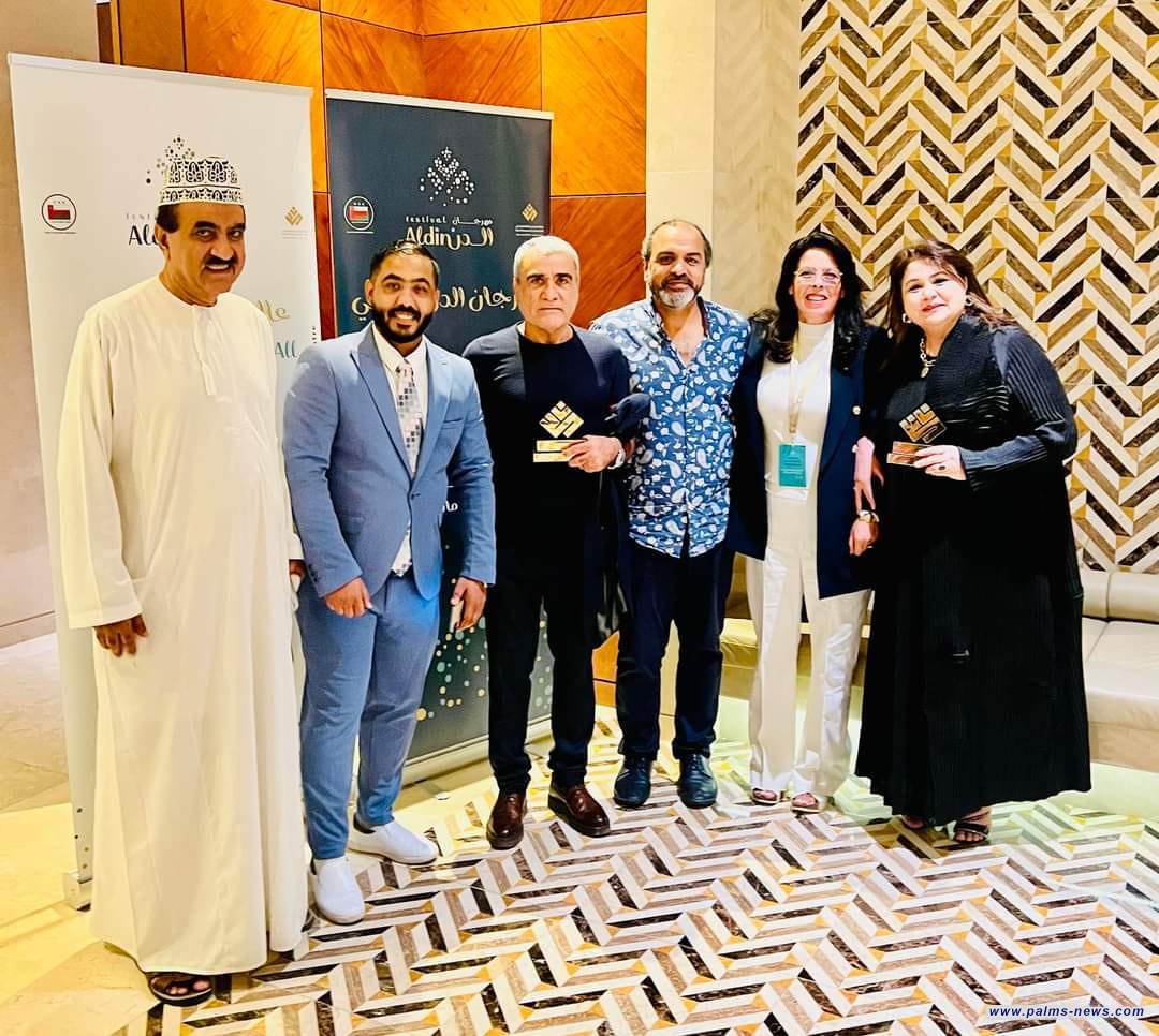 مسرحية "خلاف" العراقية تحصل على ثلاثة جوائز بمهرجان الدن الدولي للمسرح  بسلطنة عمان وهي، جائزة أفضل عمل متكامل وجائزة أفضل ممثل  للفنان هيثم عبد الرزاق وجائزة أفضل ممثلة للفنانة سهى سالم.