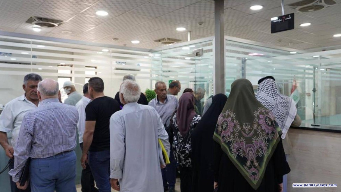 المصارف الحكومية تباشر الأحد بيع الدولار للحجاج العراقيين