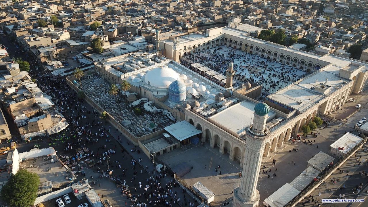 صلاة العيد بمسجد الشيخ عبد القادر الكيلاني في بغداد.