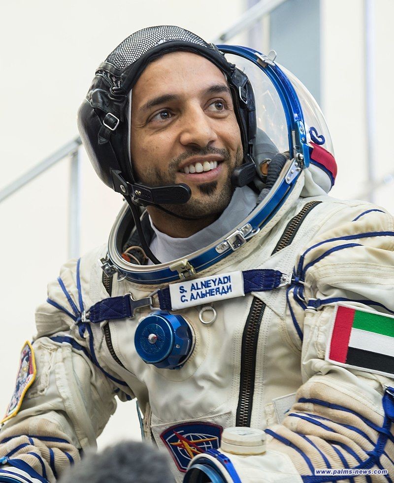 الحمدلله وصلنا"..أول رسالة من سلطان النيادي بعد وصوله إلى الفضاء