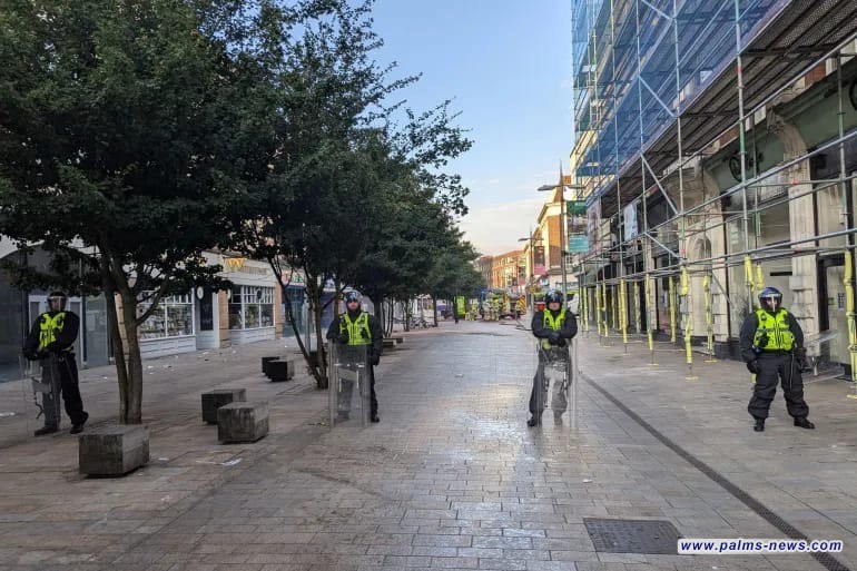 انتشار ملفت للشرطة البريطانية بعد أعمال شغب معادية للمسلمين