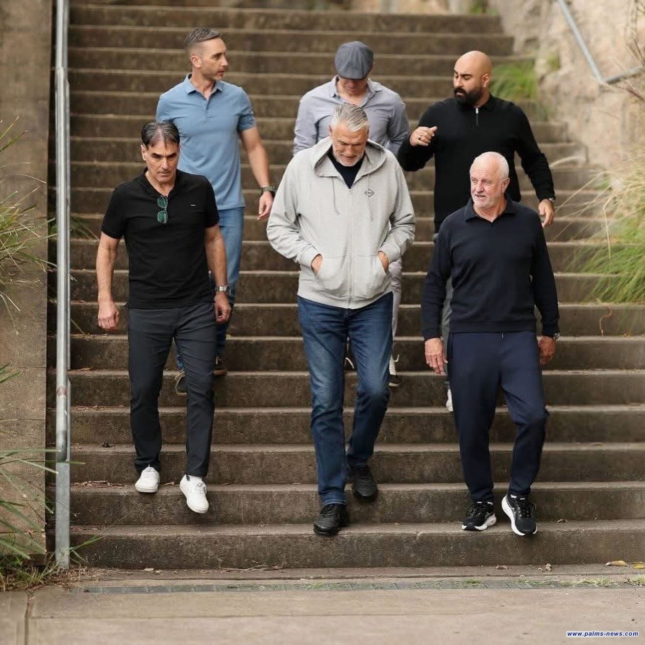 أرنولد يعقد اجتماعاً فنياً في سيدني إستعداداً لكأس العالم 2026