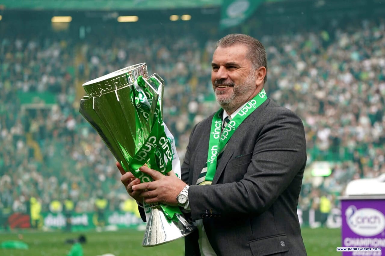 بوستيكوغلو يفوز بجائزة أفضل مدرب للمرة الثالثة على التوالي