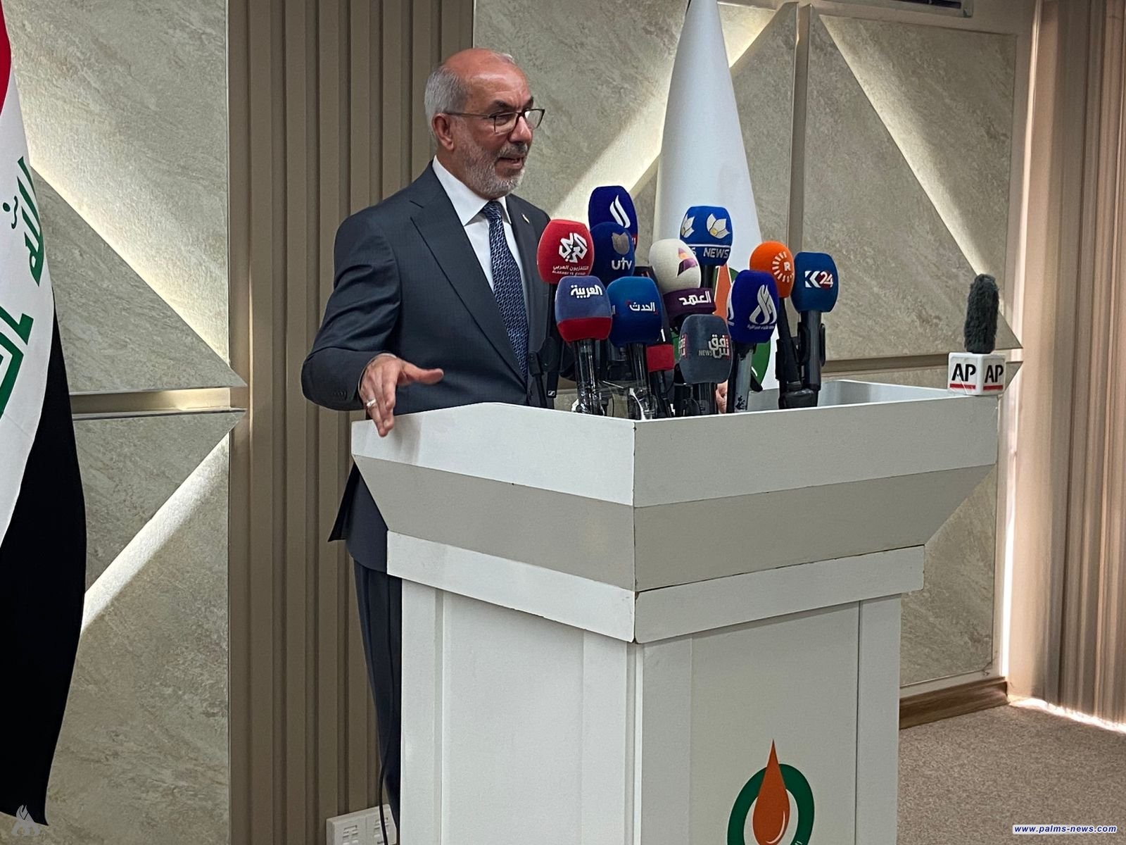 وزير النفط: نهدف لزيادة الطاقات الإنتاجية وغلق ملف الغاز المحروق