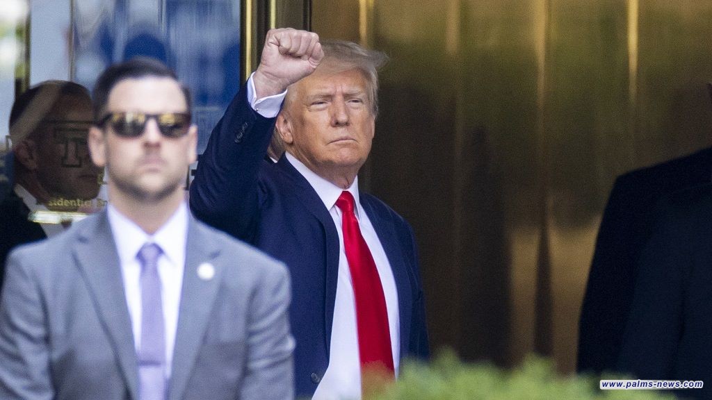 إخلاء سبيل دونالد ترامب بعد توجيه التهم إليه والاستماع لدفاعه ‏ ‏