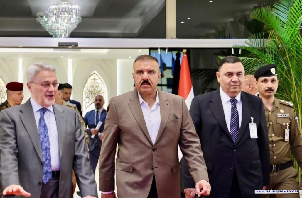 وزير الداخلية يتفقد الإجراءات المتخذة في مطار بغداد لاستقبال المشاركين في قمة بغداد