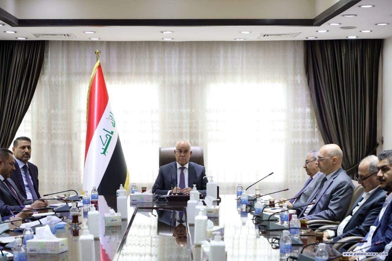 وزير الصحة يؤكد دعم البرنامج الحكومي للصناعة الدوائية