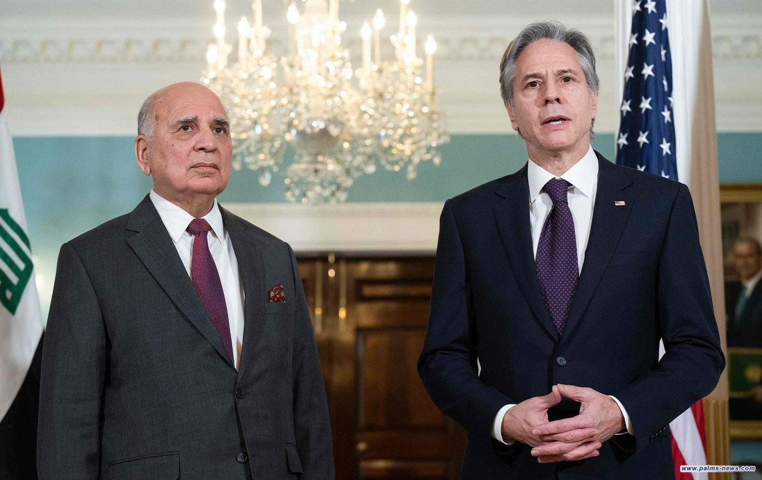 وزير الخارجية ونظيره الأمريكي يؤكدان ضرورةِ تعزيز العلاقات الثنائيَّة والتنسيق المُشترَك