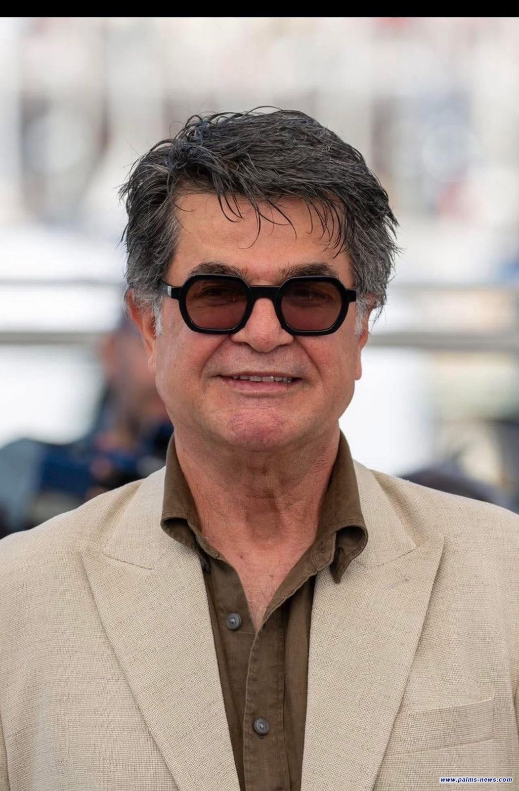 عفو إيراني عن المخرج جعفر بناهي بعد عودته إلى البلاد