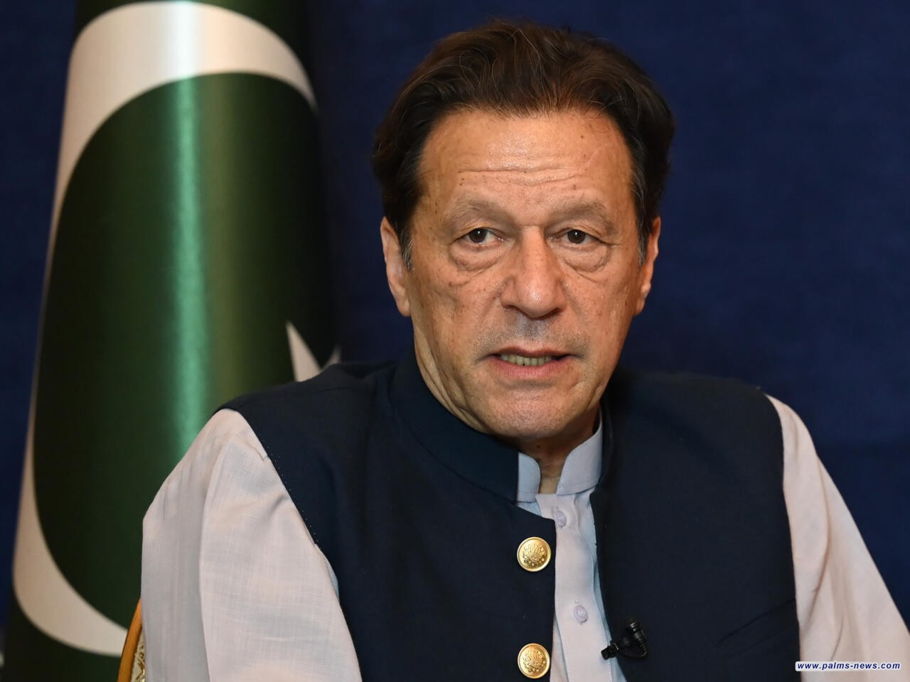 الحكم على رئيس وزراء باكستان السابق عمران خان وزوجته بالسجن 10 سنوات