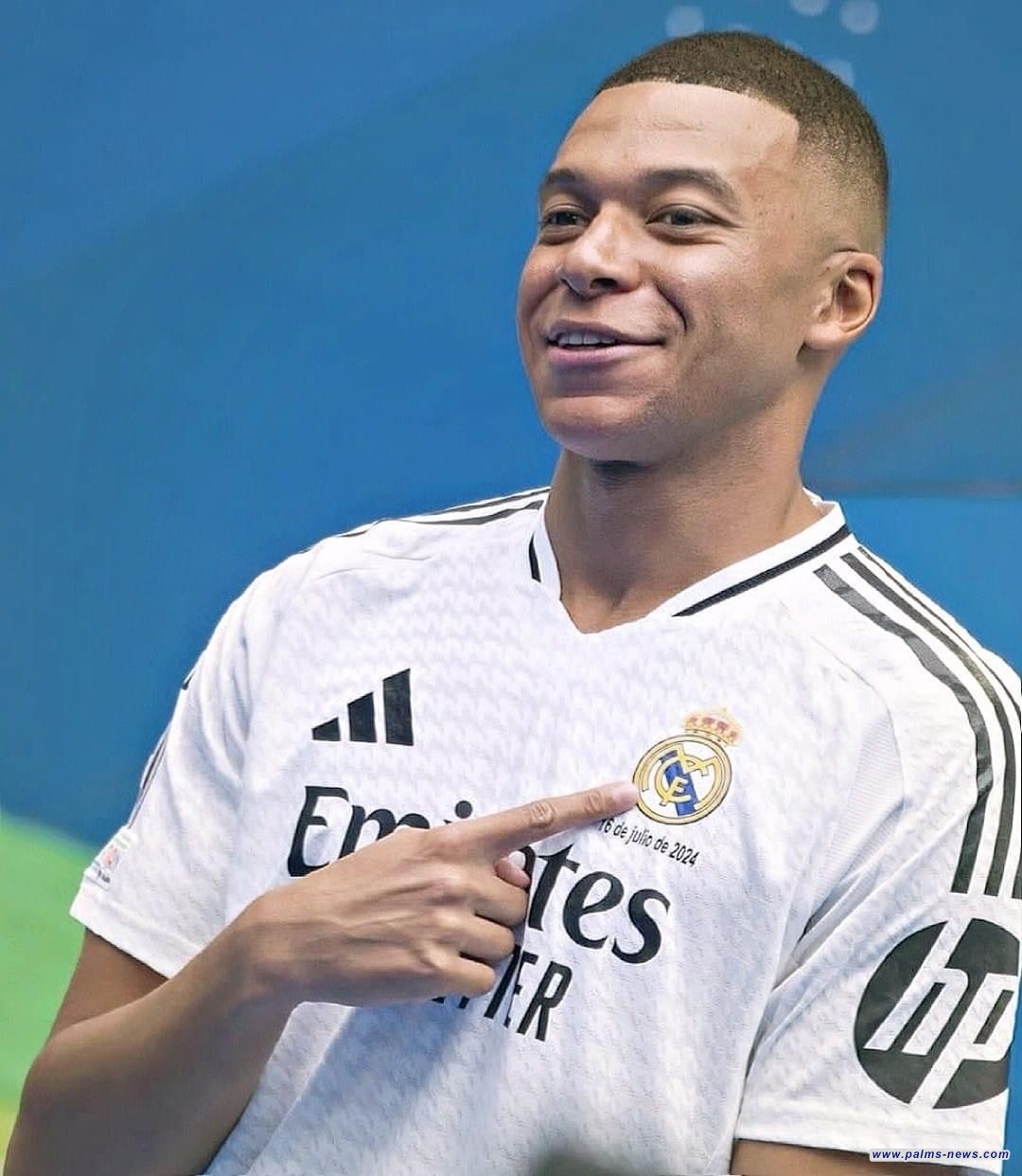 مبابي يعد ريال مدريد بالتعاقد مع أشرف حكيمي