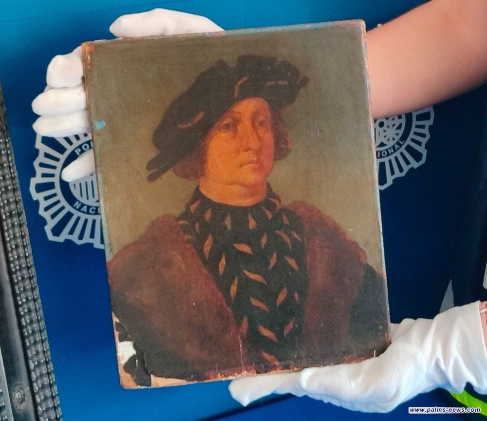 إحباط محاولة بيع لوحة مزورة لدافنشي