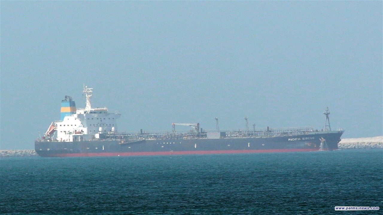 الحوثيون يستهدفون ناقلة نفط إسرائيلية في البحر الأحمر