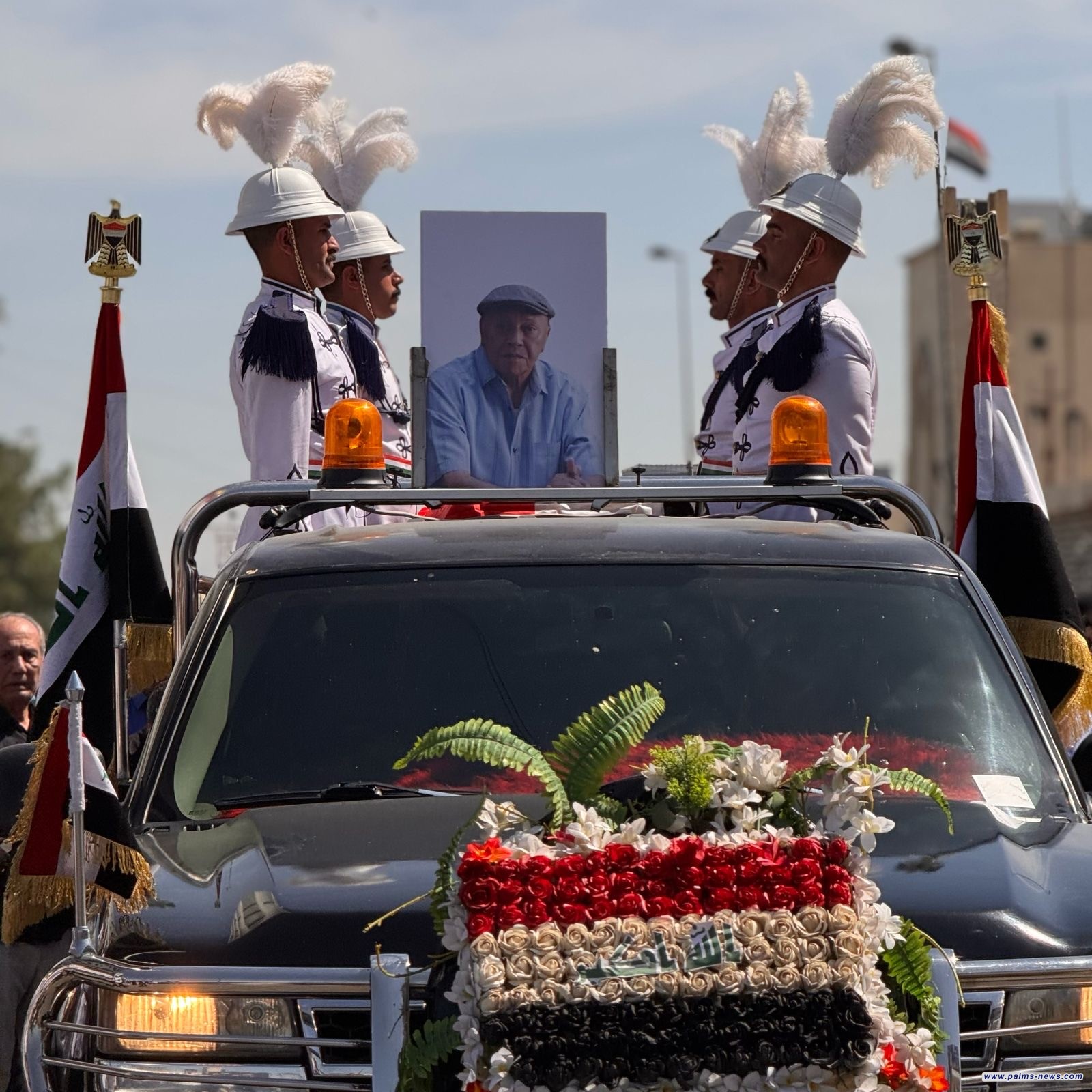 تشييع رسمي لجثمان القاص والأديب جمعة اللامي من مقر الاتحاد العام للأدباء والكتاب في بغداد.