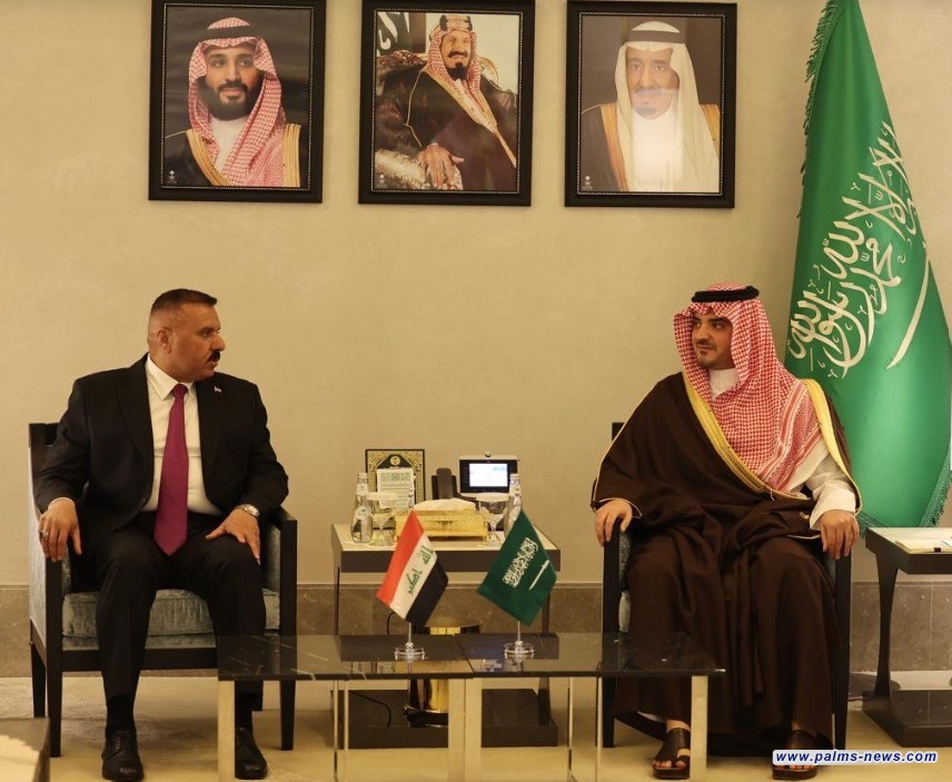 وزير الداخلية يصل إلى السعودية