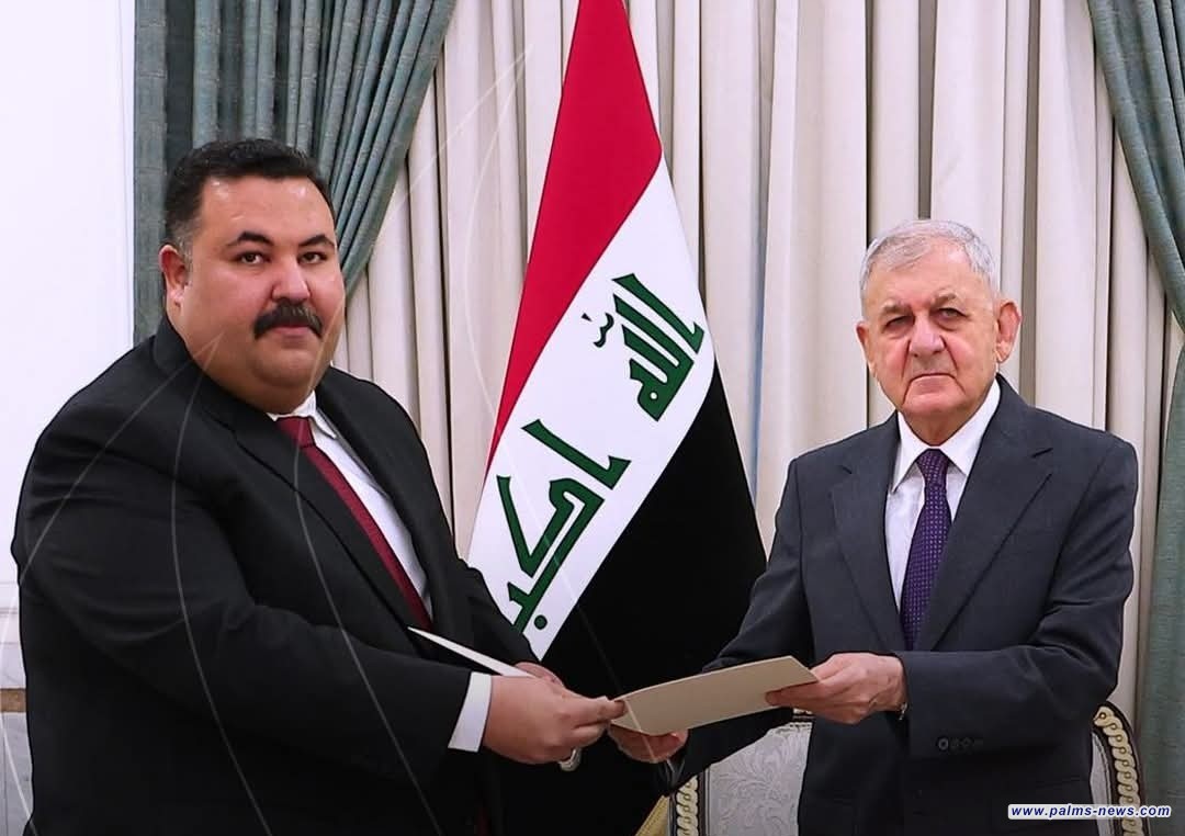 رئيس الجمهورية يسلم علي سليمون مرسوم تعيينه محافظاً لواسط