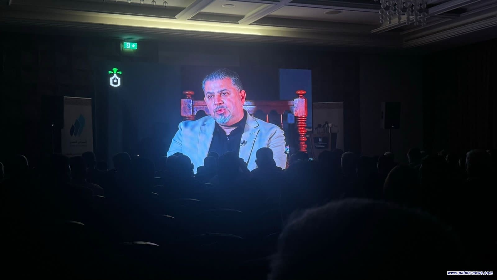 نخيل عراقي تفاجئ الأدباء العرب والعراقيين في المربد بفيلم خاص عن أحمد مطر