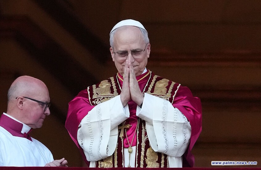 البابا ليو الرابع عشر يعرض استضافة محادثات سلام بين روسيا وأوكرانيا في الفاتيكان