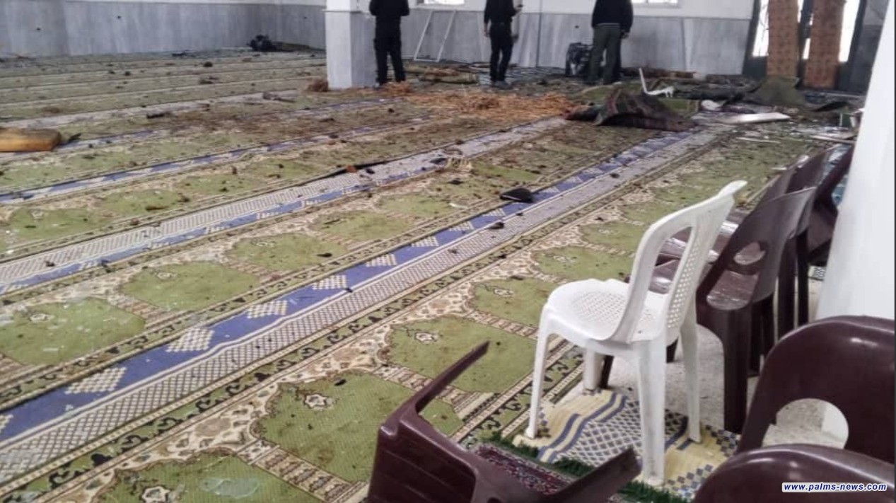 معلومات أولية: ارتقاء 3 اشخاص واصابة 5 جراء الانفجار داخل مسجد الإمام علي في حمص