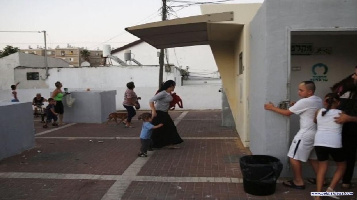 تل أبيب وحيفا تفتحان الملاجئ وتلغيان جميع الأنشطة