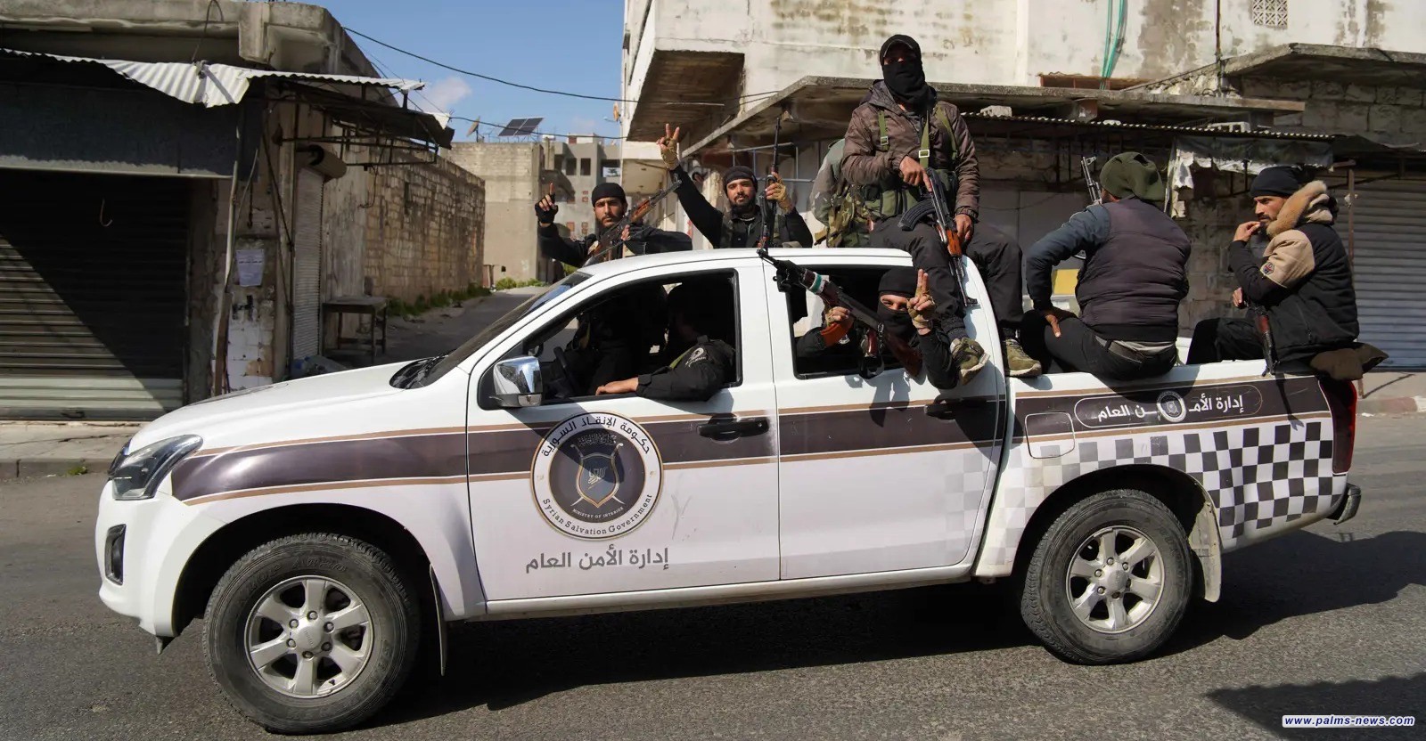 الساحل السوري.. مجموعات مسلحة تواصل انتهاكاتها بحق المدنيين