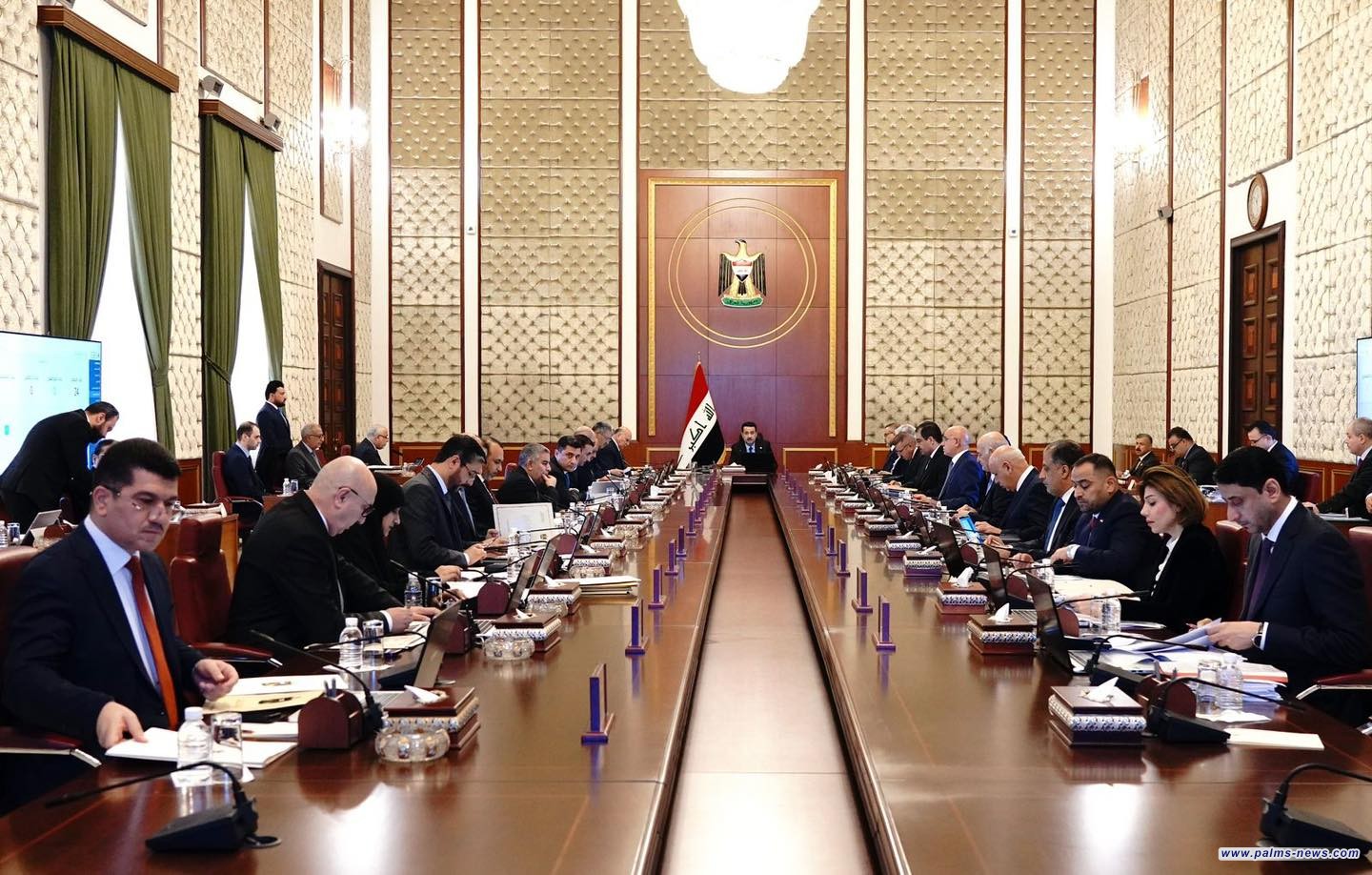 مجلس الوزراء .. يهدي قطع أراض للاعبي المنتخب الوطني والملاك الإداري والتدريبي