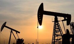 بعد ارتفاعها في جلستين ..أسعار النفط تنخفض وتسجل 73 دولاراً للبرميل