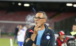 نادي لاتسيو يعلن رحيل مدربه ماوريسيو ساري