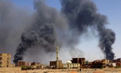 قوات الدعم السريع تنفّذ هجوما بالقذائف على الجيش في الخرطوم