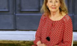 الجزائر تمنع آني إيرنو من دخول أراضيها بعد مطالبتها بالإفراج عن الصحفي إحسان القاضي