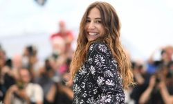 بسبب تصريحات تحرض على قتل ماكرون.. النيابة الفرنسية تفتح تحقيقًا مع مغنية