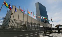 مندوب إسرائيل يطالبُ بمحو  الأمم المتحدة من على وجه الأرض!