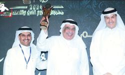 الفنان القطري غازي حسين يفوز بجائزة أفضل ممثل خليجي عن دوره بمسلسل "الفرج بعد الشدة"