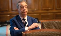 زعيم بريطاني يحثُّ البريطانيين على إنجاب المزيد من الأطفال