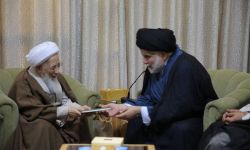 السيد الصدر يزور الشيخ المحقق عبد الله جوادي آملي في مقر إقامته في النجف الأشرف