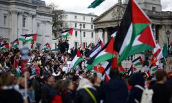لندن تشهد مظاهرات عارمة للمطالبة بوقف إطلاق النار في غزة