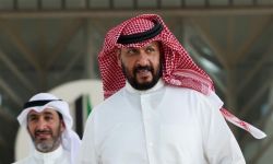 القضاء الكويتي يصدر قراراً بحبس وزير الداخلية والدفاع الكويتي السابق