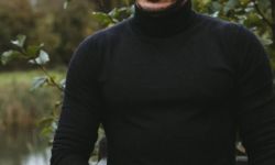 مصطفى شعبان ينجح في احتواء غضب كومبارس مسلسله