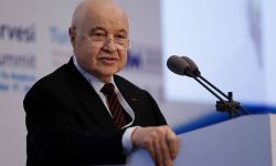 بماذا ردّ رجل الأعمال الشهير طلال أبو غزالة على إلغاء ترخيص شركته في سورية؟