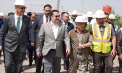 السوداني يتابع ميدانياً مشروع مد أنبوب نقل الغاز من المحمودية إلى بسماية