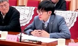 *العبقري الذي يبني امبراطورية DeepSeek بهدوء.. من هو ليانغ؟*