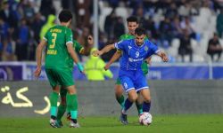 أيمن حسين يواصل صدارة هدافي دوري نجوم العراق