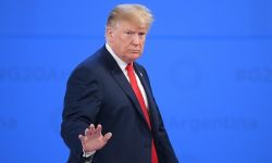 برلماني إيراني يعلق على نية ترامب تغيير اسم "الخليج الفارسي"