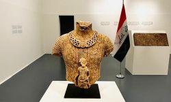العراق يتسلم قطعا أثرية تعود إلى الحضارة الآشورية من سويسرا